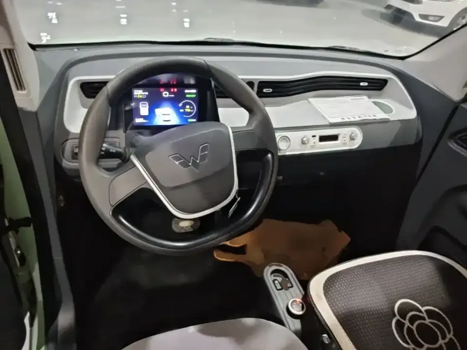 Wuling MINIEV