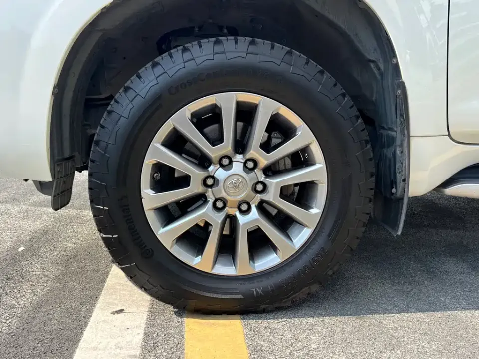 Toyota Prado