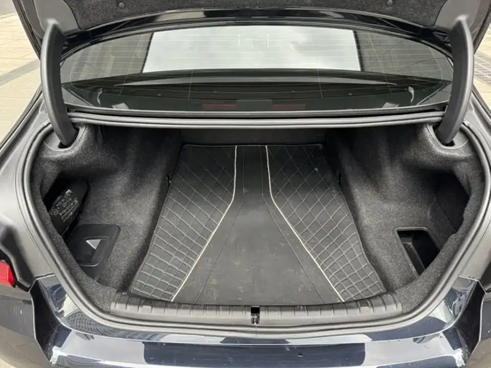 BMW 5 Series (Import)