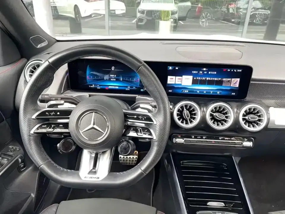 Mercedes-Benz GLB AMG