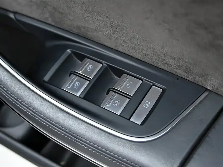 Audi A8 New Energy