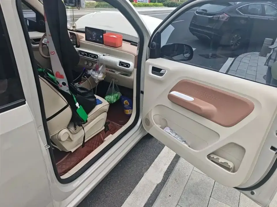 Wuling MINIEV