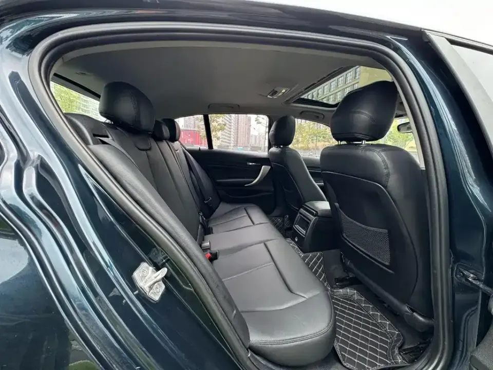 BMW 1 Series (Import)