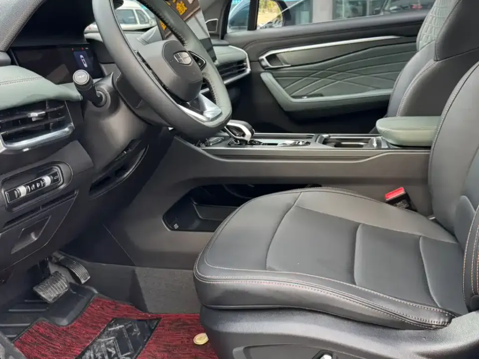 Geely Haoyue L