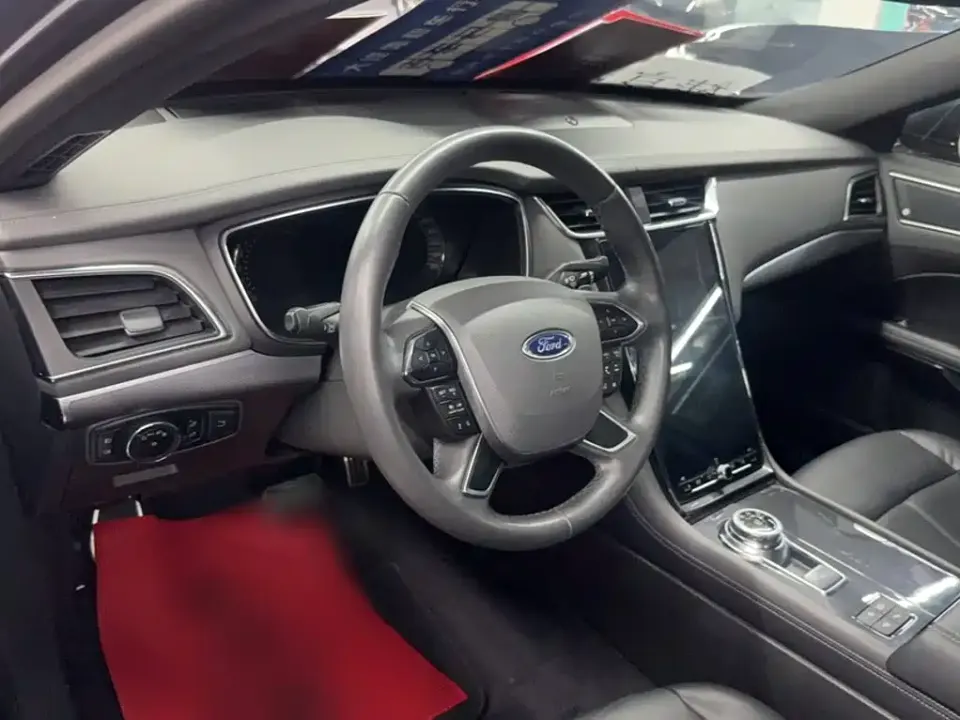 Ford Taurus