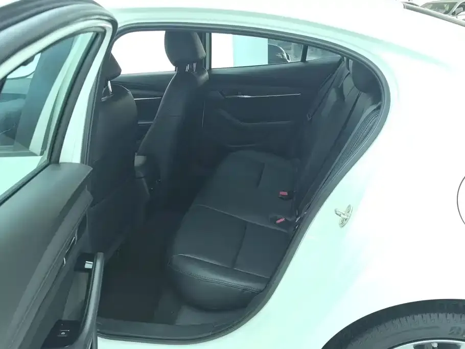 Mazda 3 Axela