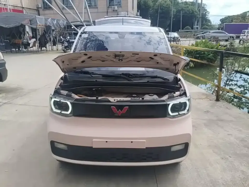 Wuling MINIEV
