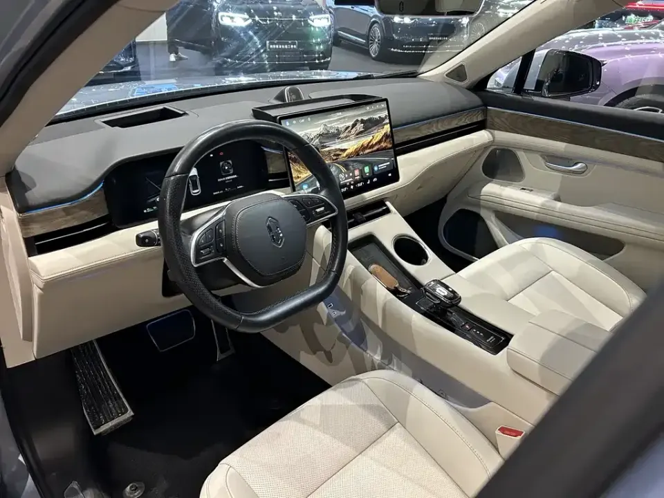 AITO AITO M5
