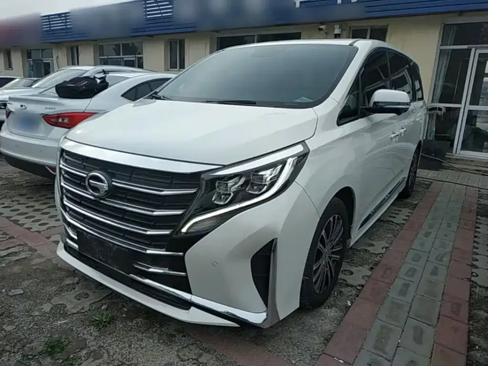 GAC Trumpchi M8