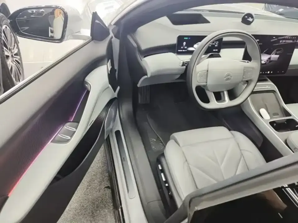 Nio ET5T