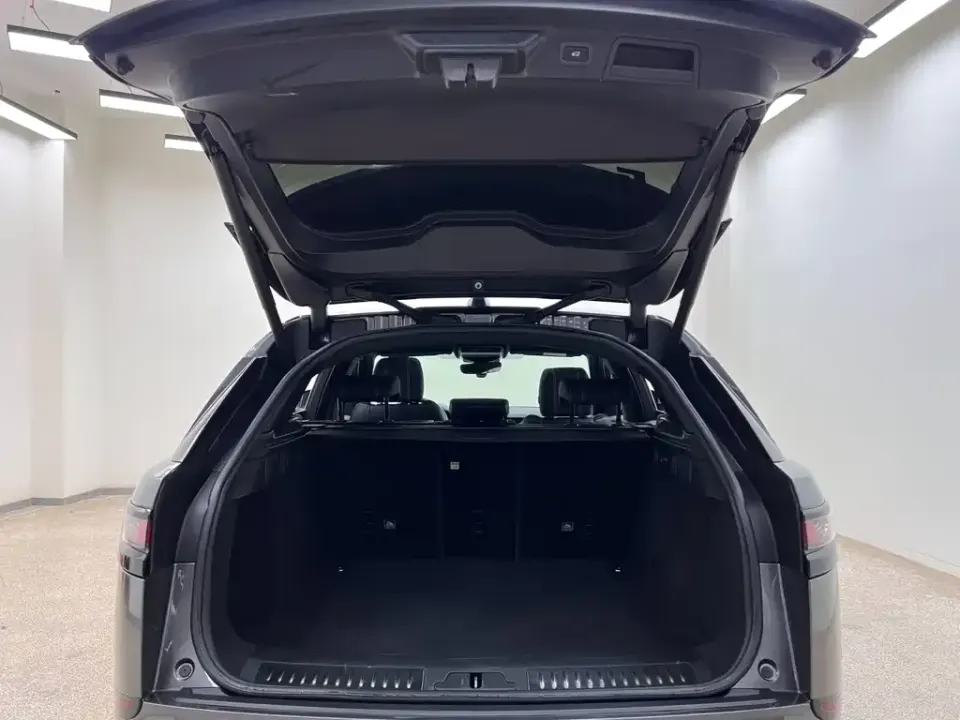 Land Rover Velar