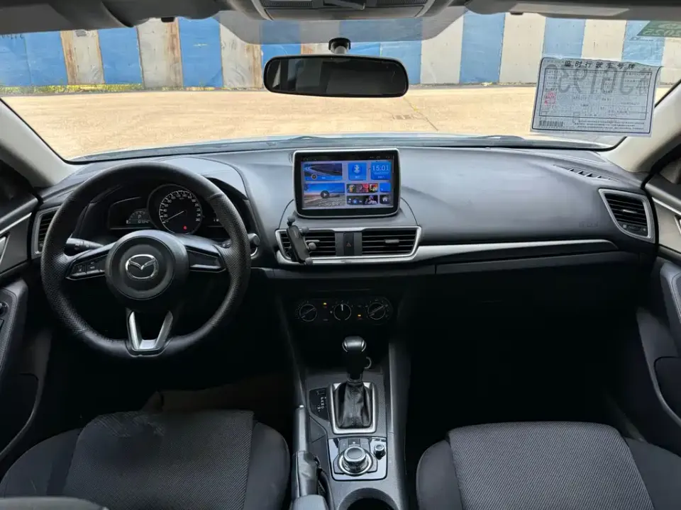 Mazda 3 Axela