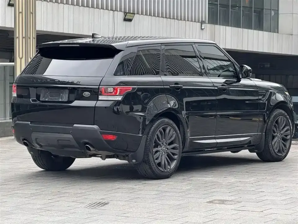 Land Rover Sport