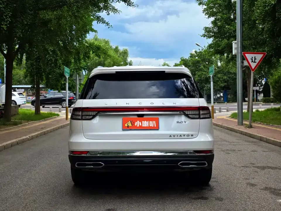 Lincoln Aviator