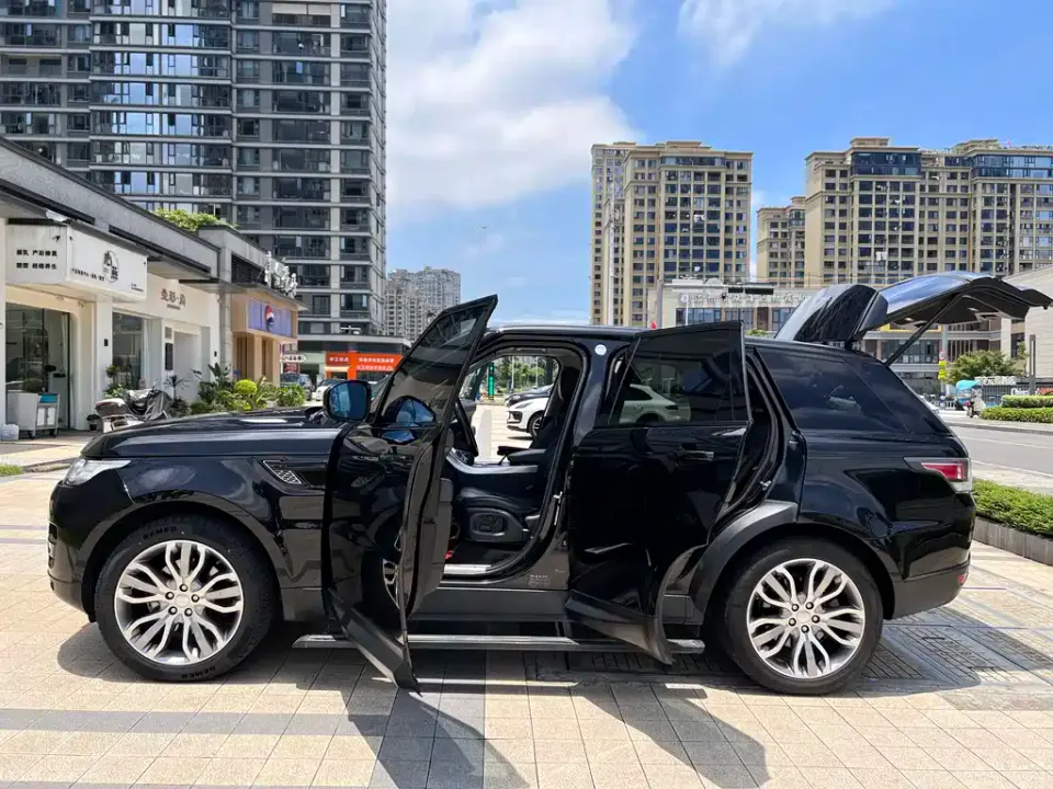 Land Rover Sport