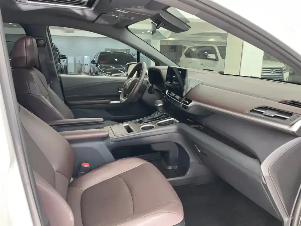 Toyota Granvia