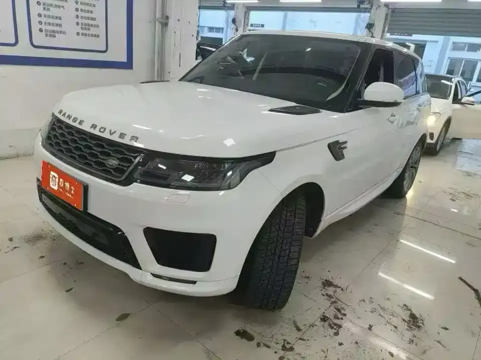 Land Rover Sport