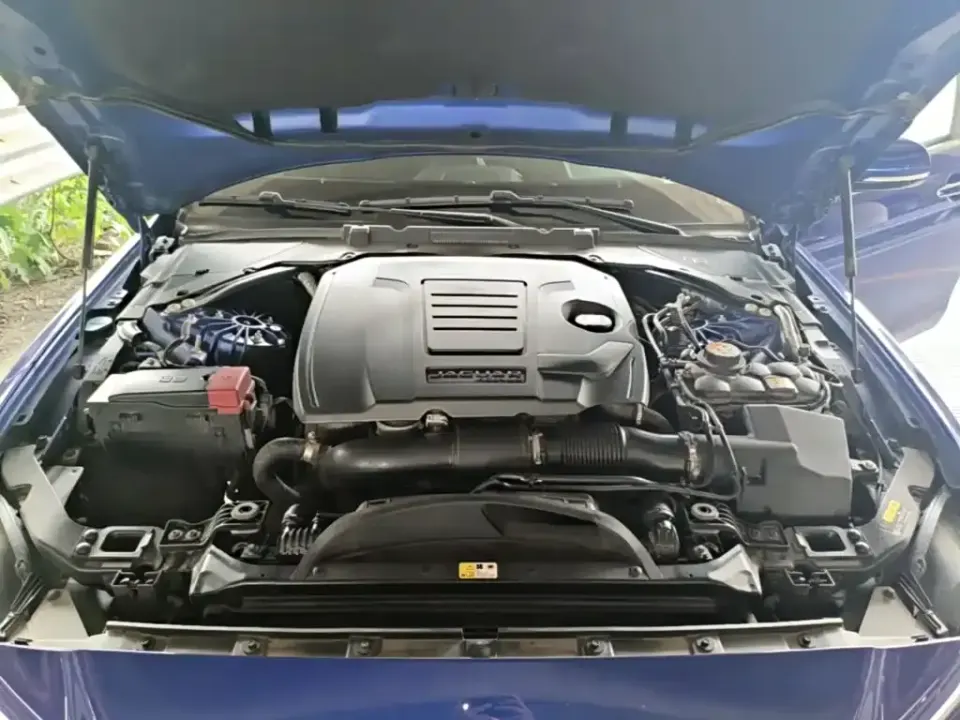 Jaguar XEL