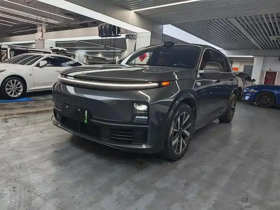 Li Li L7