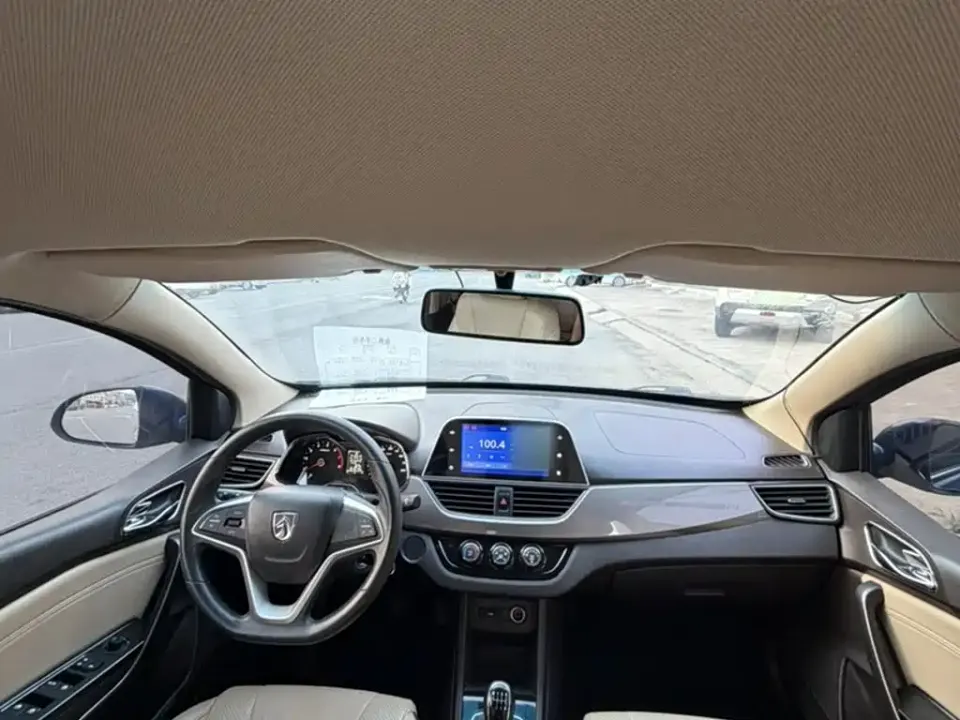 Baojun 310W
