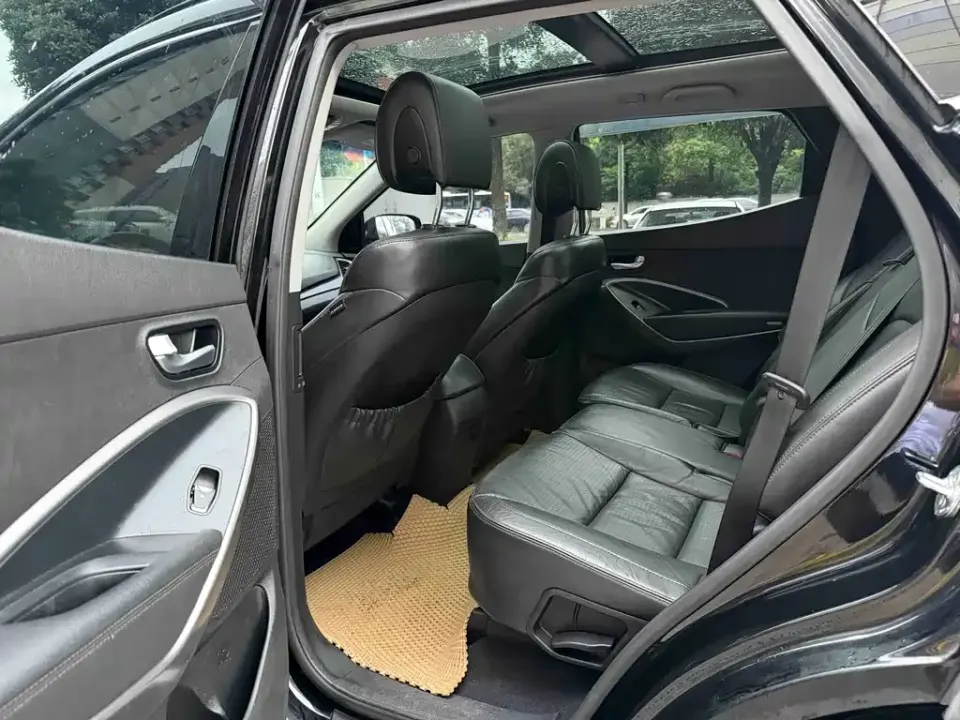 Hyundai Santa Fe (Import)