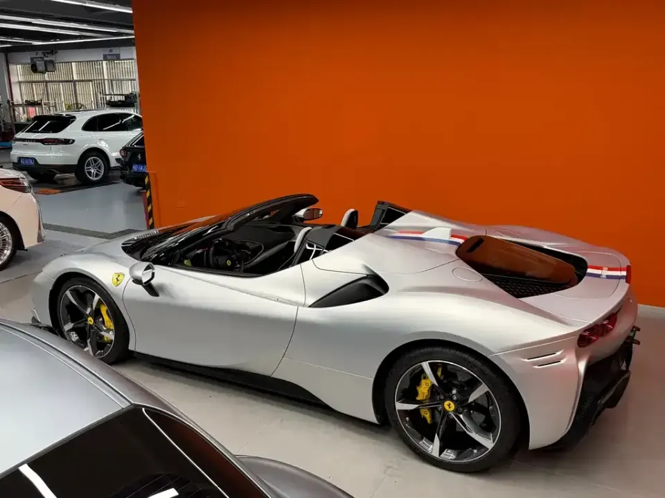 Ferrari SF90