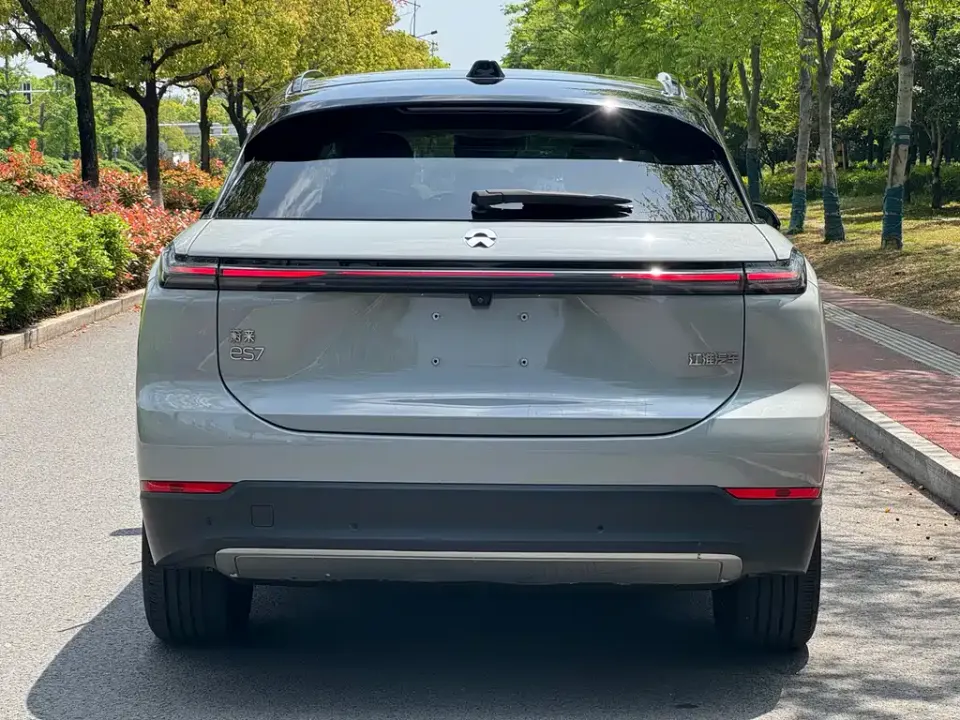 Nio ES7
