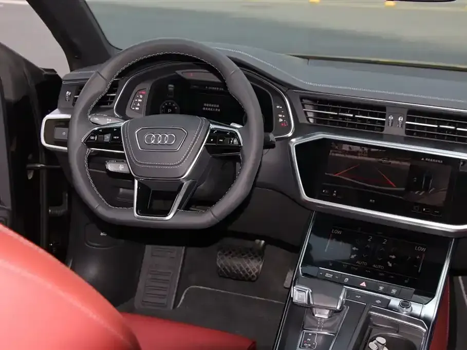 Audi A7L