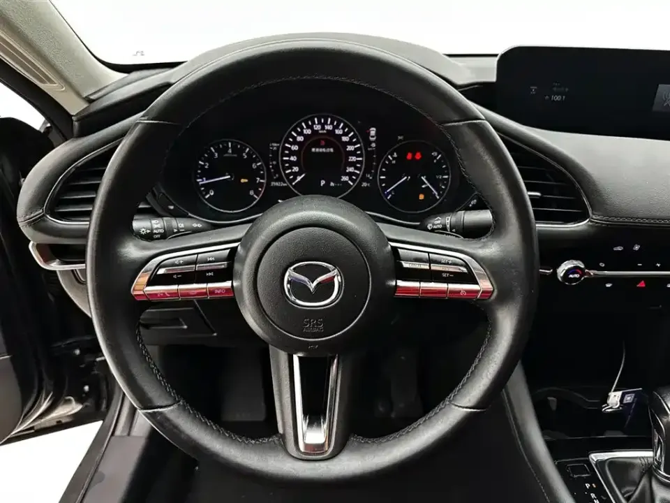 Mazda 3 Axela