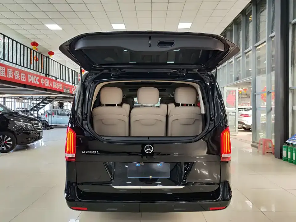 Mercedes-Benz V-Class