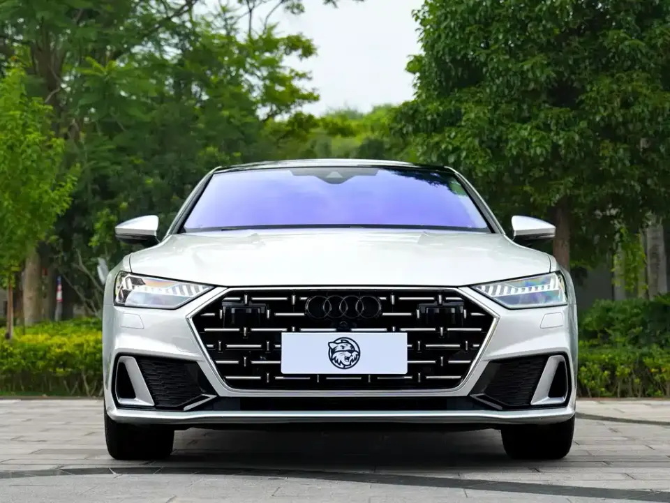 Audi A7L