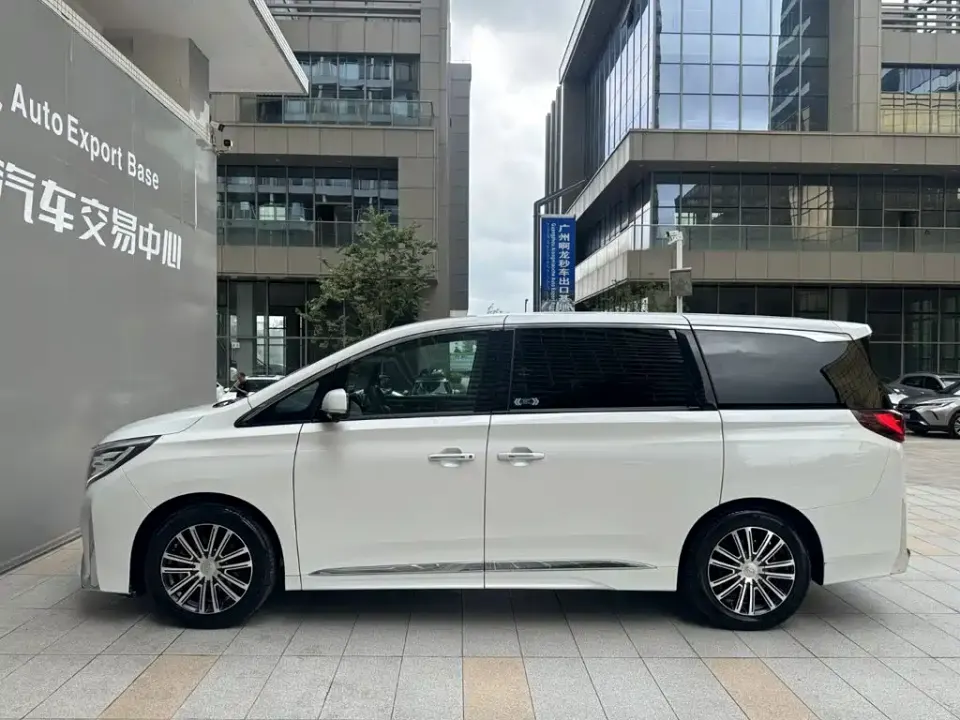 GAC Trumpchi M8