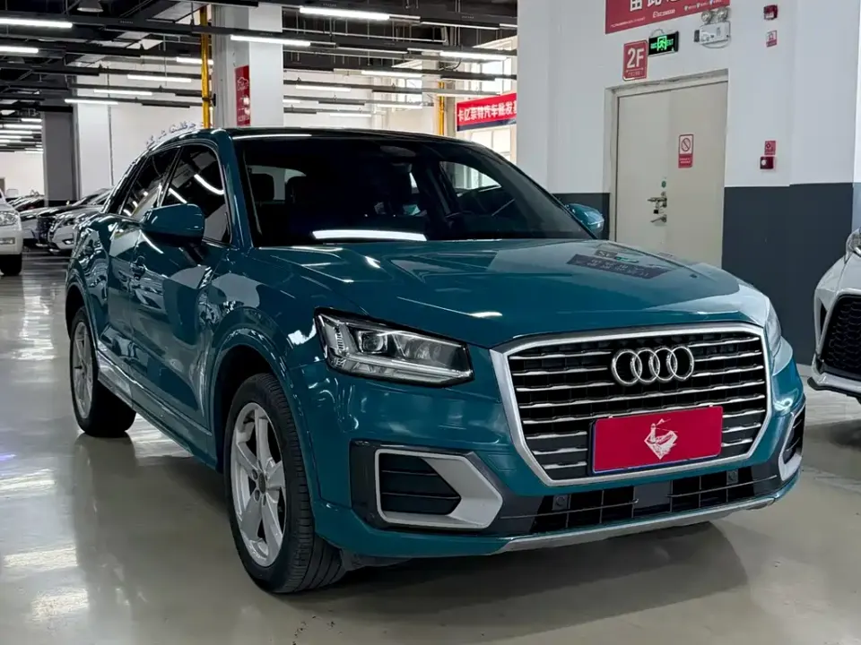 Audi Q2L