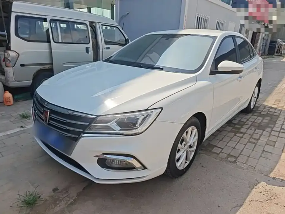 Roewe i5