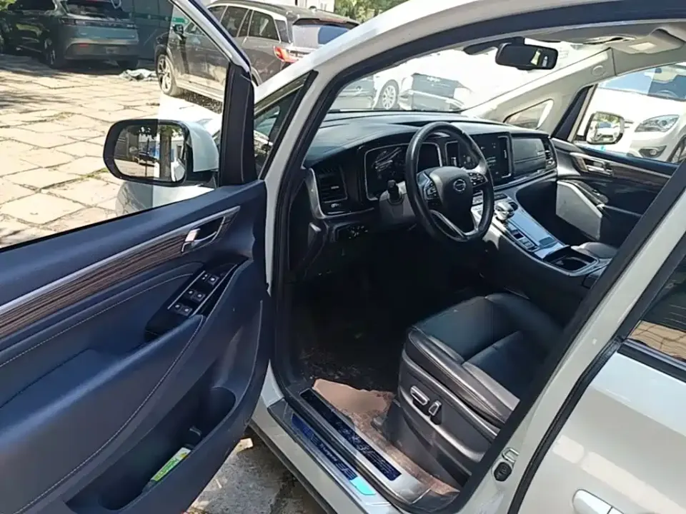 GAC Trumpchi M8
