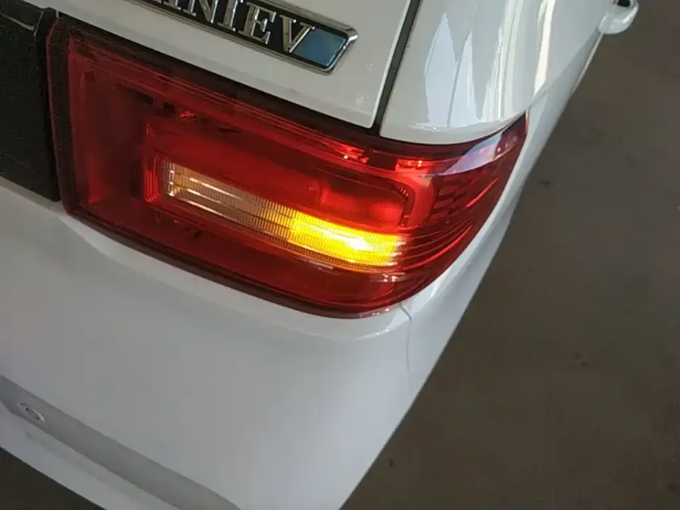 Wuling MINIEV