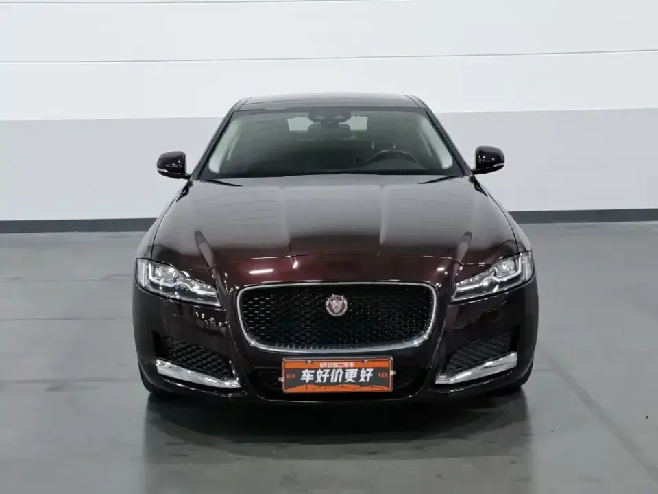 Jaguar XFL