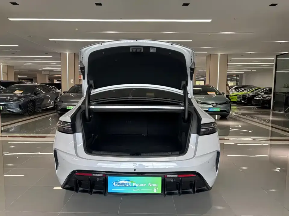 BYD Seal