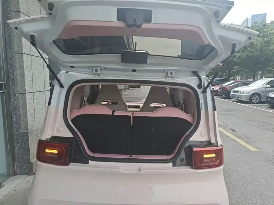 Wuling MINIEV