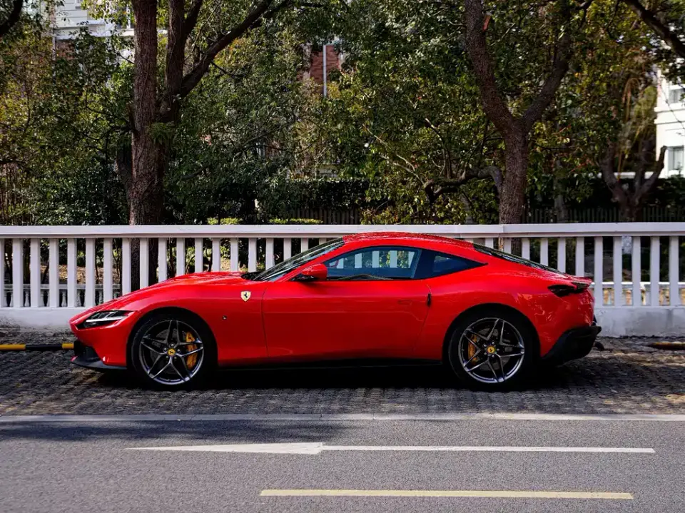 Ferrari Roma