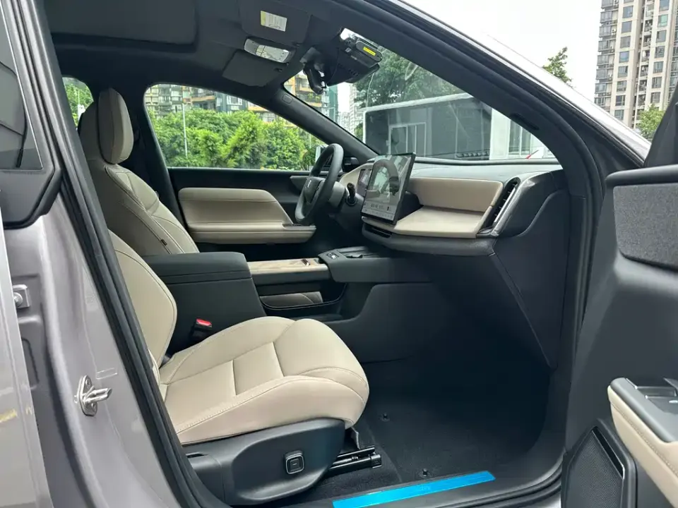 Volvo XC70 PHEV