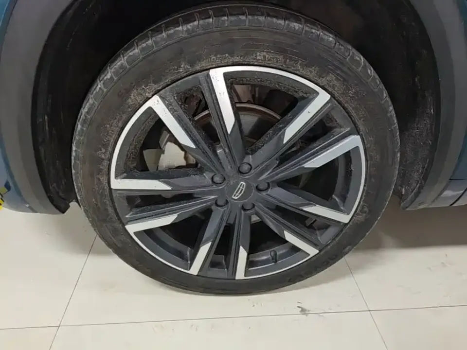 Geely Xingyue L