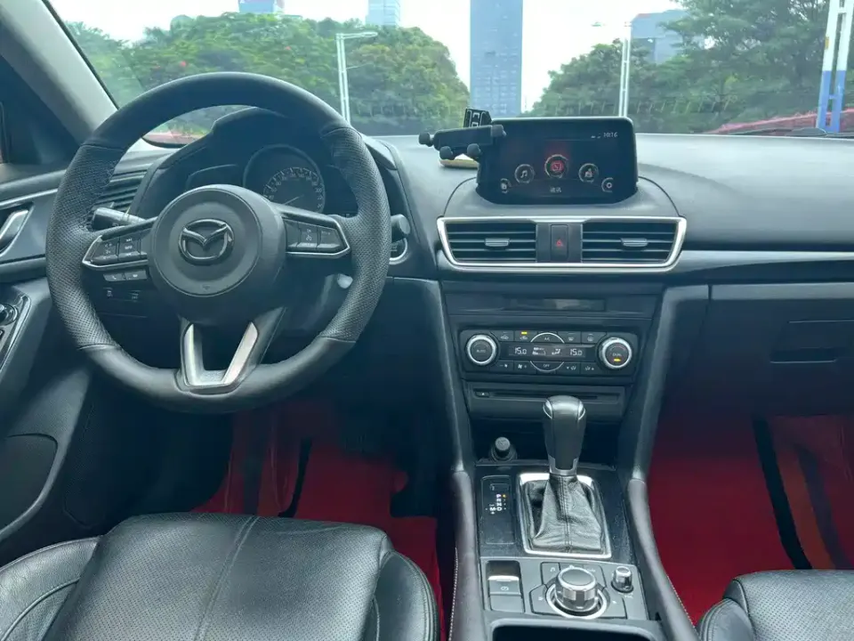 Mazda 3 Axela