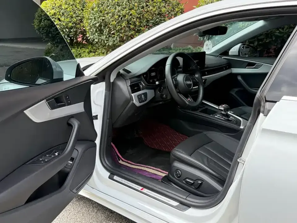 Audi A5 (Import)