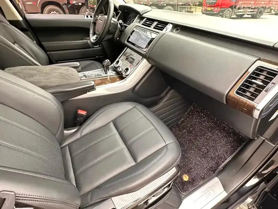 Land Rover Sport PHEV
