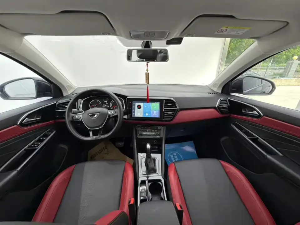Jetta VS5