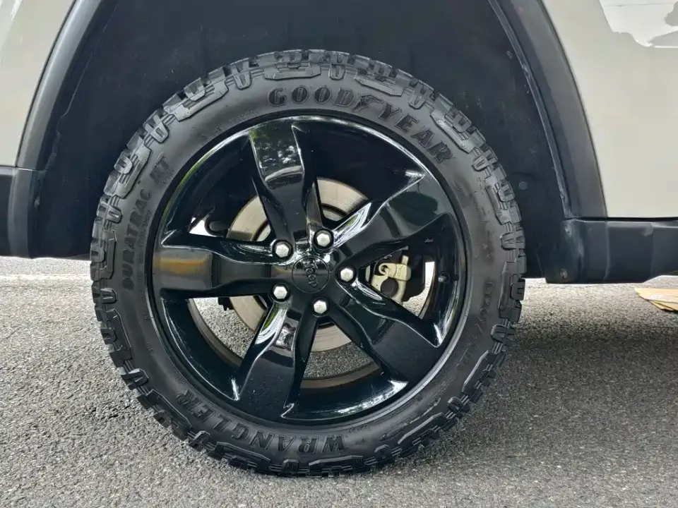 Jeep Grand Cherokee (Import)