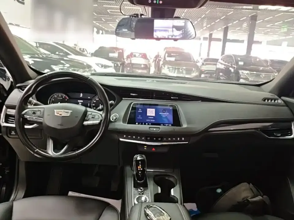 Cadillac XT4
