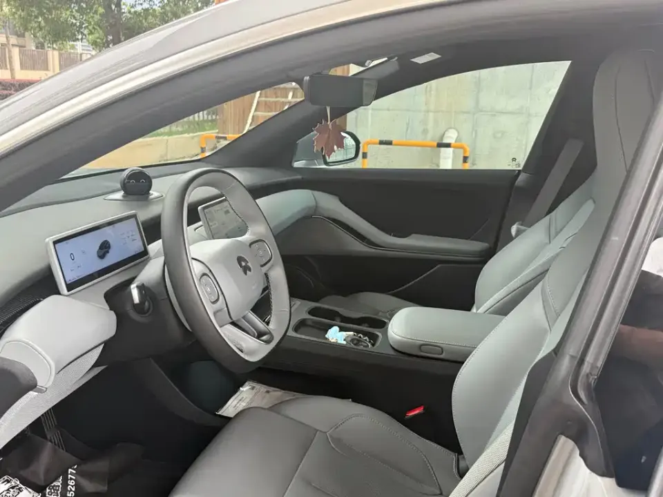 Nio ET5T