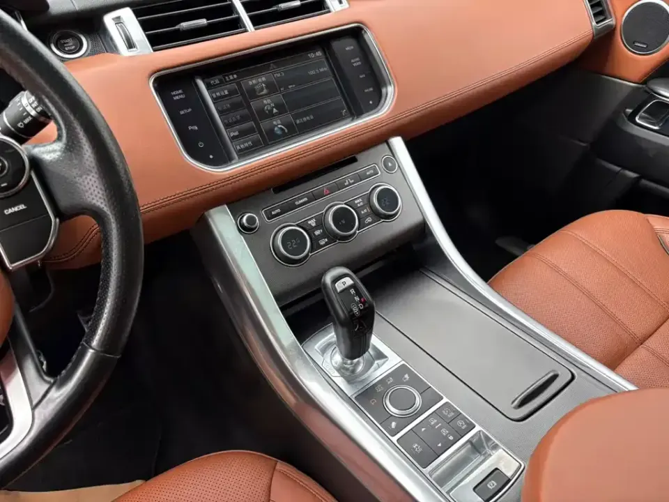 Land Rover Sport
